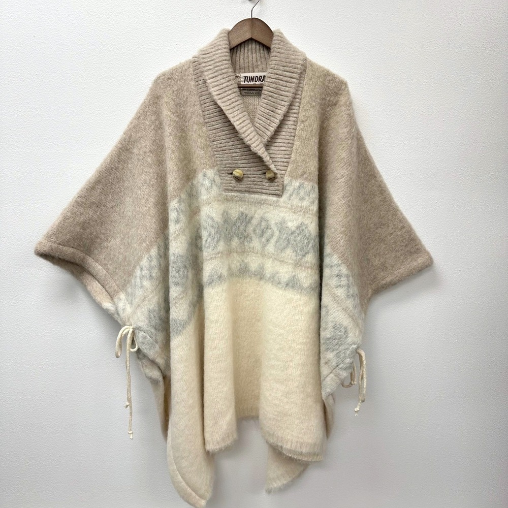 Vintage Tundra Scandinavian Wool Shawl Collar Poncho OS